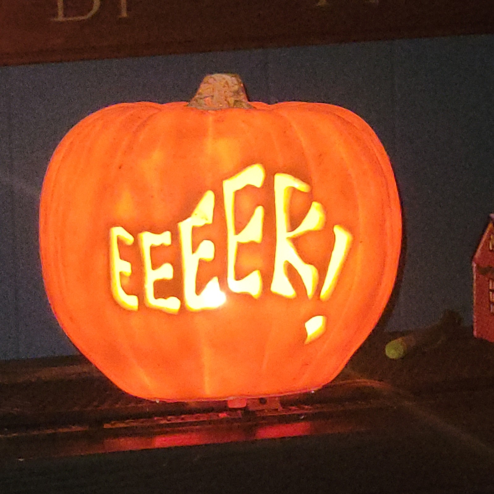 Vintage Gemmy Foam Blow Mold Lighted  Jack-O-Lantern “EEEEK”
