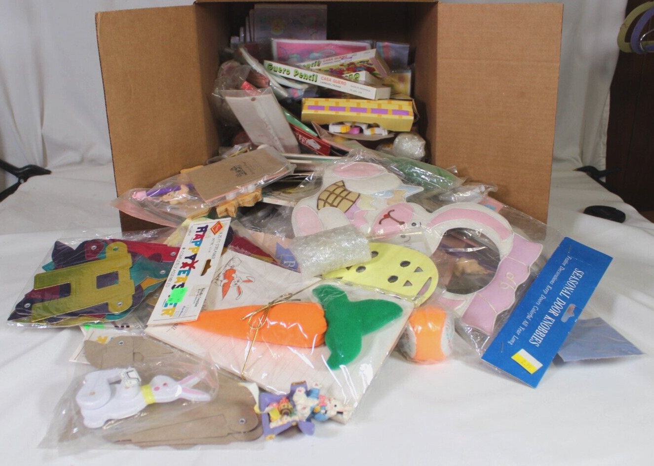 250+ VINTAGE Mixed Lot Of Easter, Paper, Books, Pencils, Figurines, Party Favors