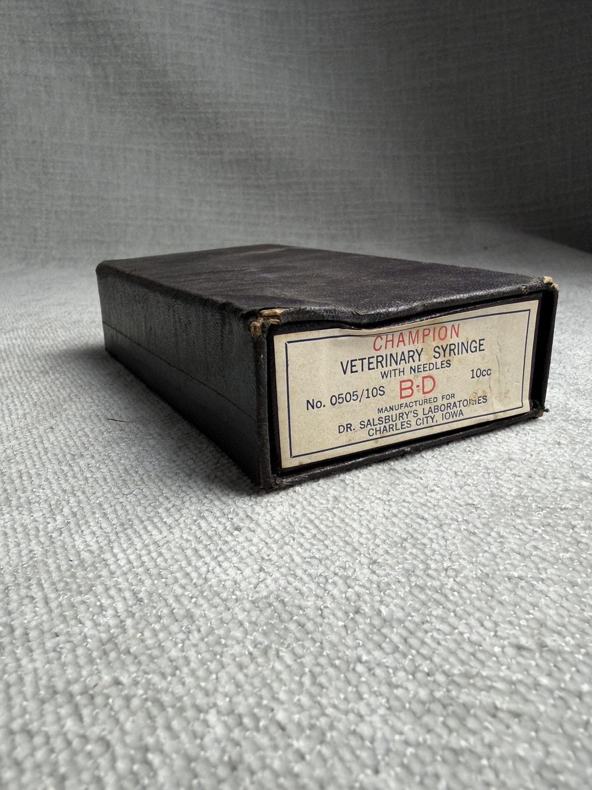 Vintage Champion Veterinary Syringe B-D 10cc Dr Salsbury Metal Box USA As Is