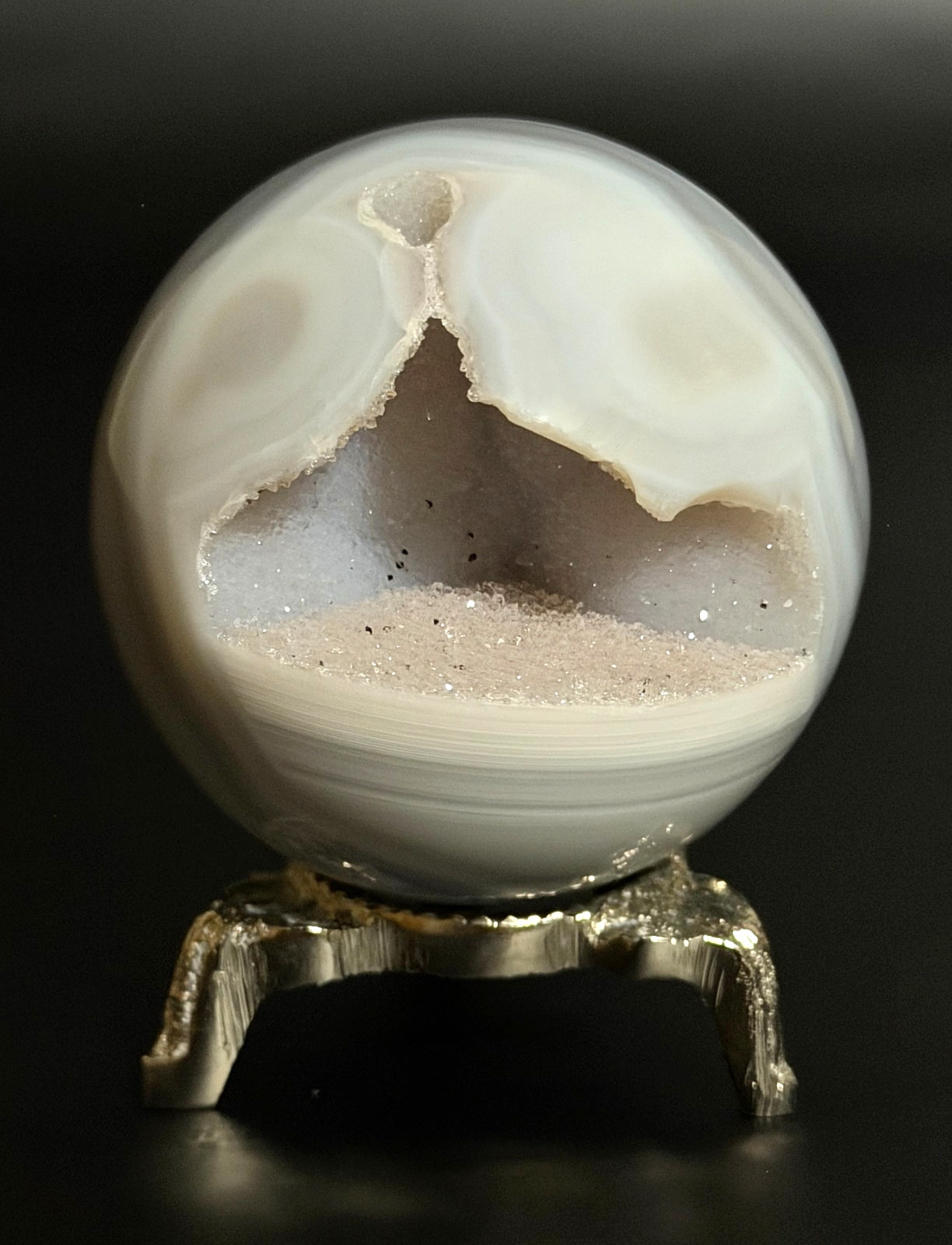 55 mm Agate Sphere with a Face - Orbs - Sparkling Druzy - Pretty Banding 55 mm Agate Sphere with a Face - Orbs - Sparkling Druzy - Pretty Banding