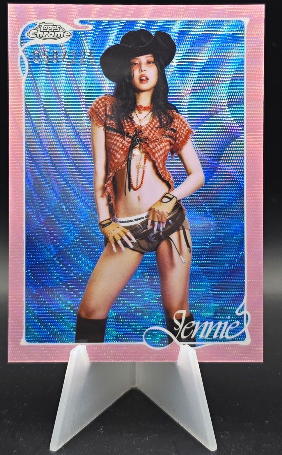 Topps Chrome 2026 Topps Chrome X Jennie Pink Raywave /225 #1