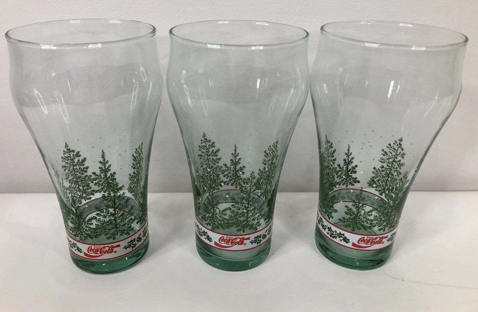 Coca-Cola Christmas Tree Holiday 14 Oz Soda Glass Tumbler Coca Cola Coke Promo