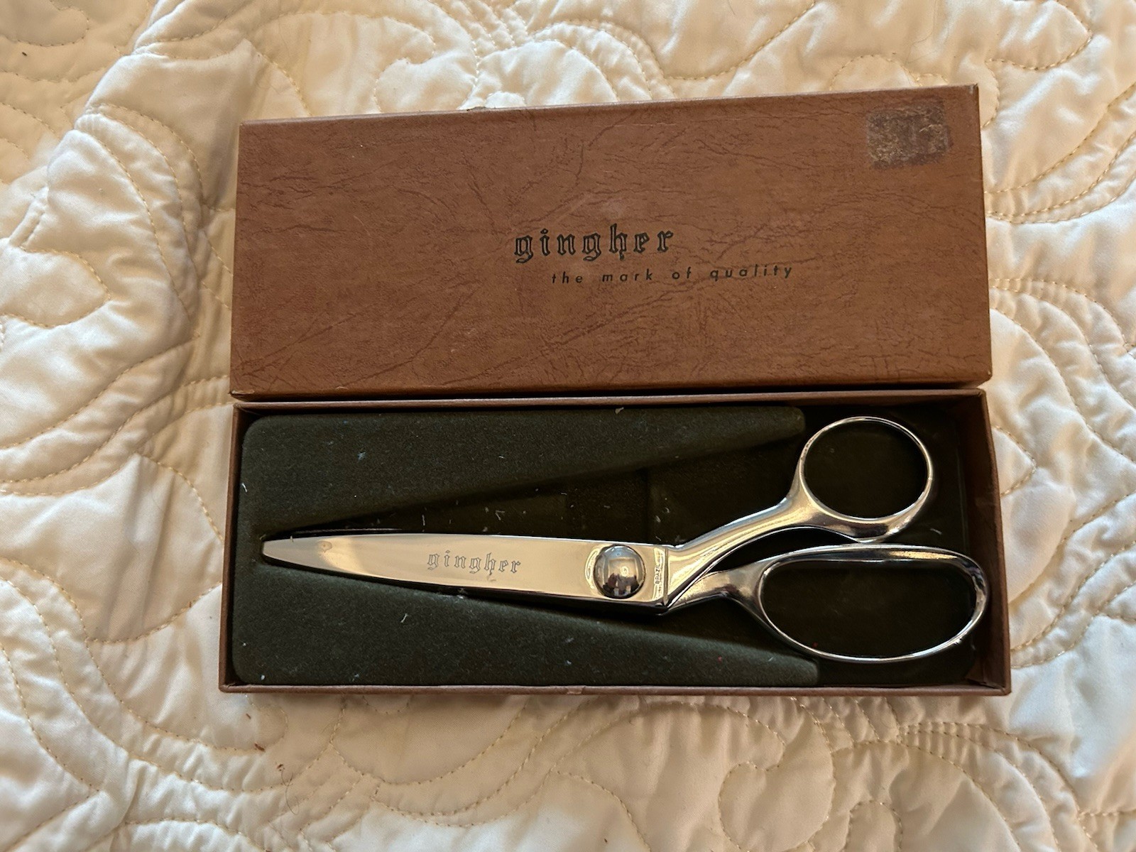Pair Of Vintage Gingher Pinking Shears G-7P Model In Original Box Chrome 7.5”