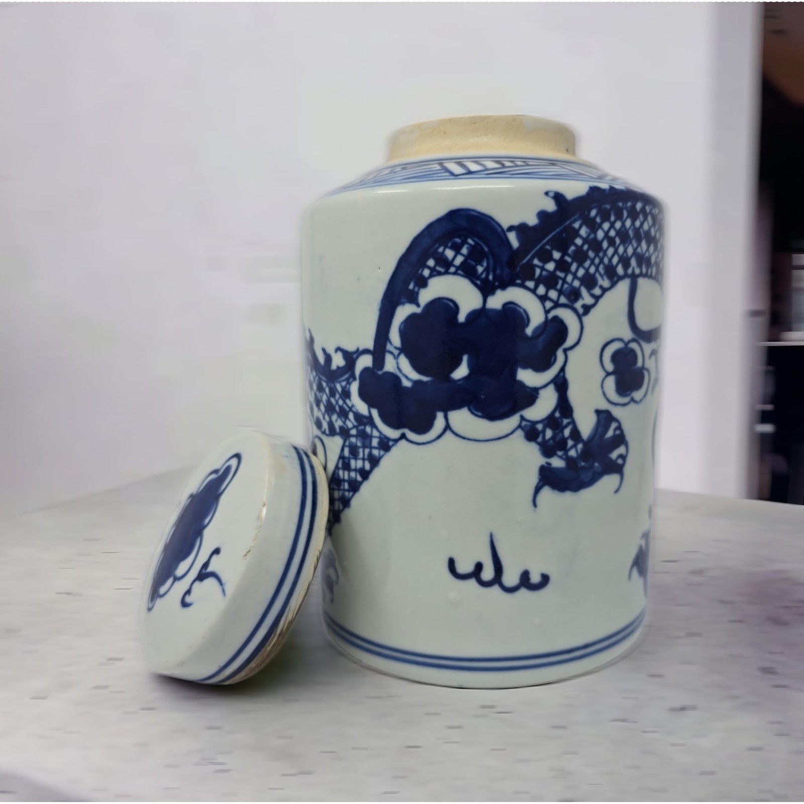 Festcool Retro Antique Like Style Blue and White Porcelain Dragon Ceramic Cov...