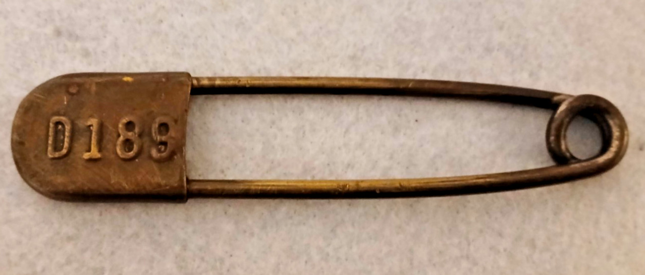 1960s Vintage Brass Oversized Safety Pin – Industrial Textile / Kilt Pin