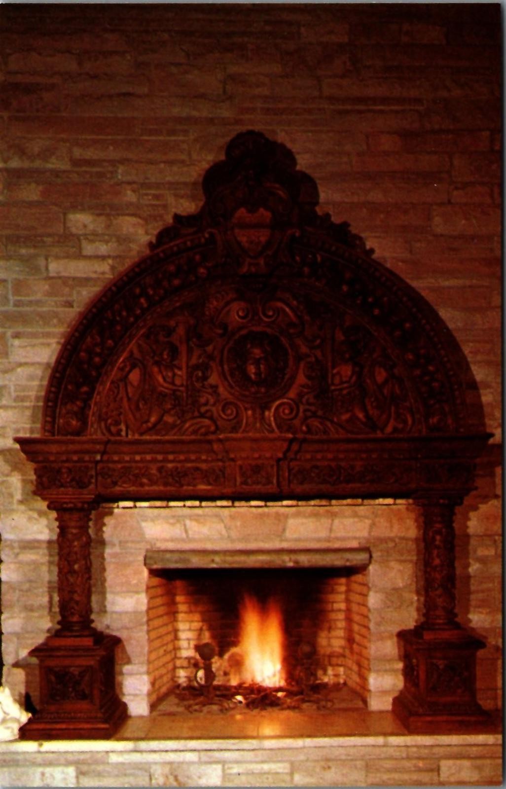Vintage Postcard 15th Century Style Hand Carved Fireplace Dick\'s Castle New York