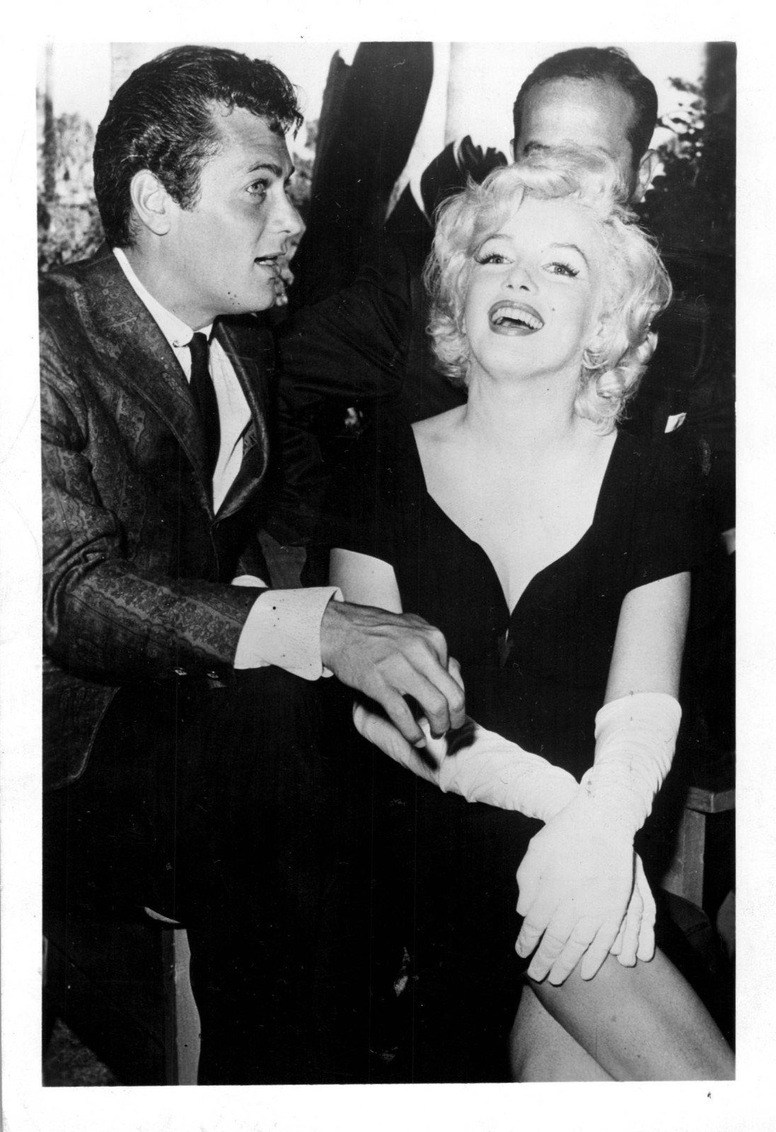 Marilyn Monroe Candid Some Like It Hot Tony Curtis on SET ORIGINAL PHOTO MA80
