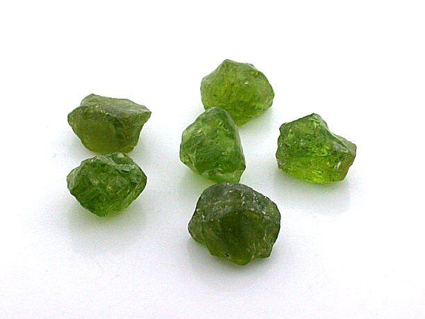 20.9 Gram Arizona Large Apple Green  Peridot Rough Gem Stone Gemstone
