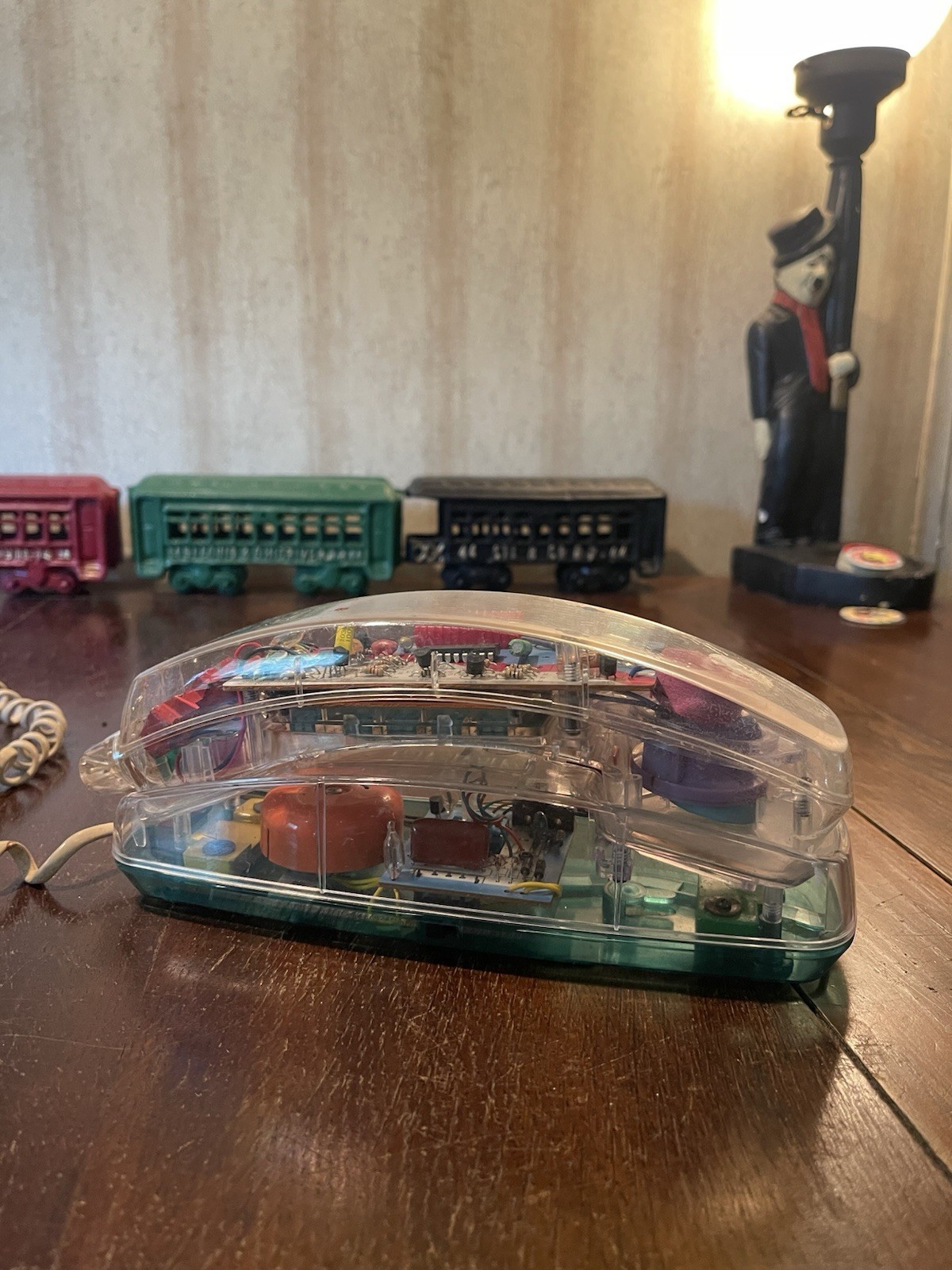 80s Retro Telephone Clear Neon Colorful Pop Art Blue Unisonic Novelty Model 6900 80s Retro Telephone Clear Neon Colorful Pop Art Blue Unisonic Novelty Model 6900