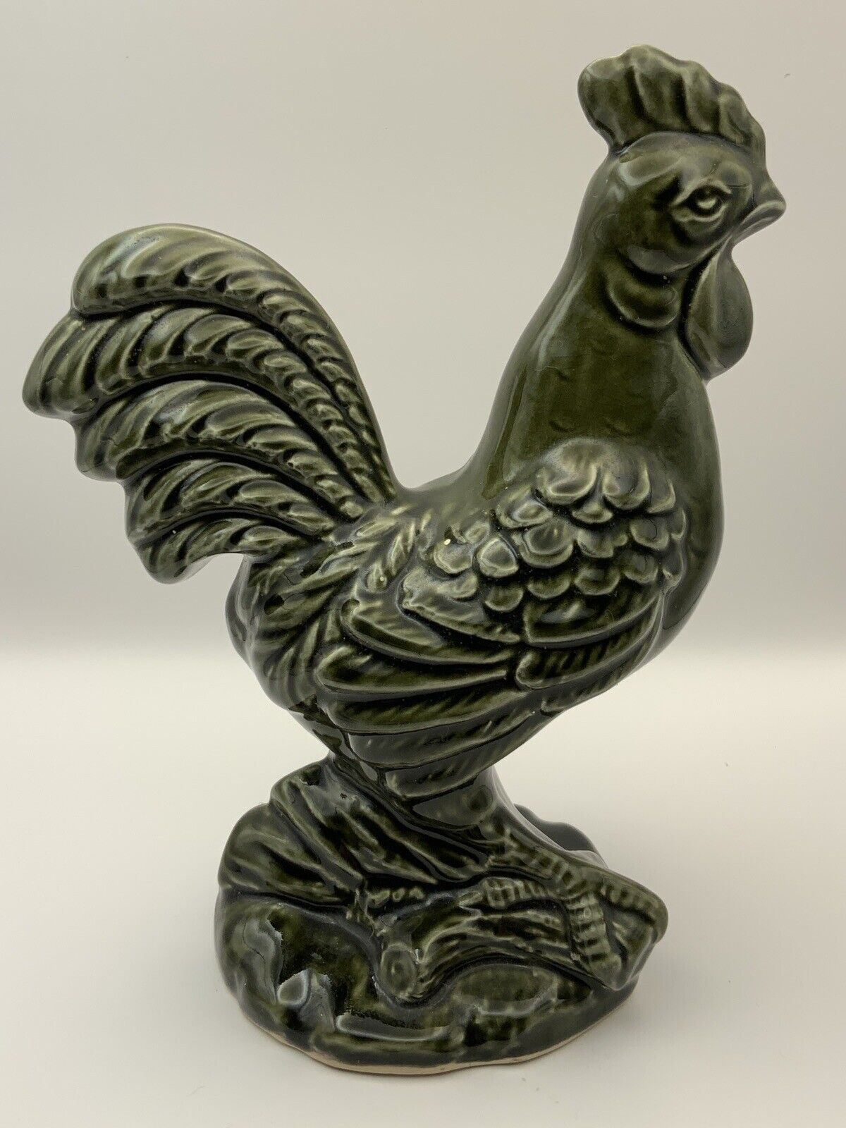 Vintage Dartmouth Pottery Green Ceramic Cockerell/Rooster Figurine 21x16cms