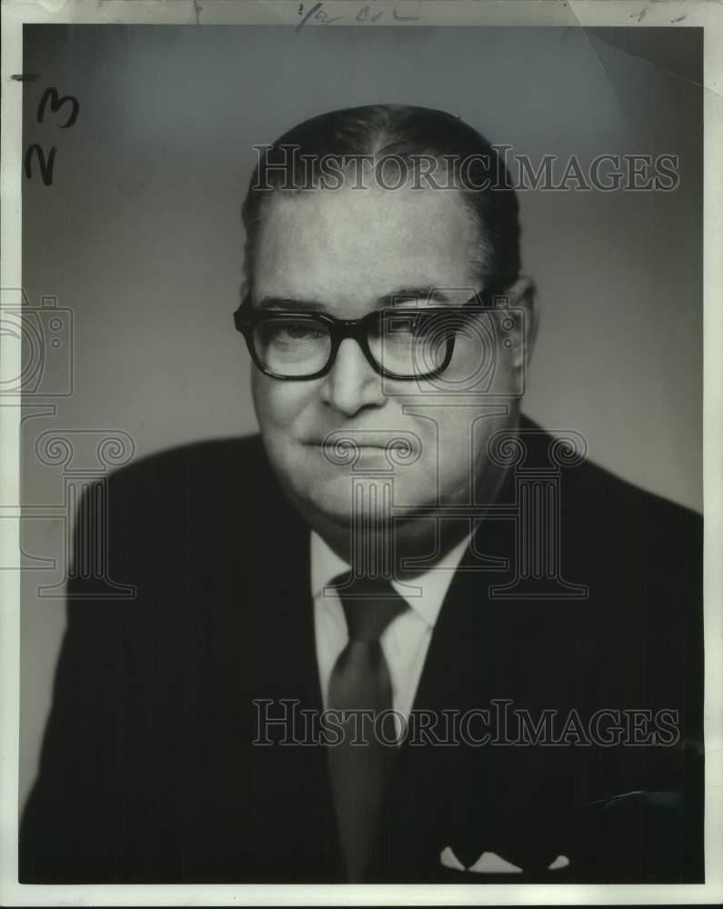 1968 Press Photo Charles J. Puckett, vice president Louisiana Gas Service Co.