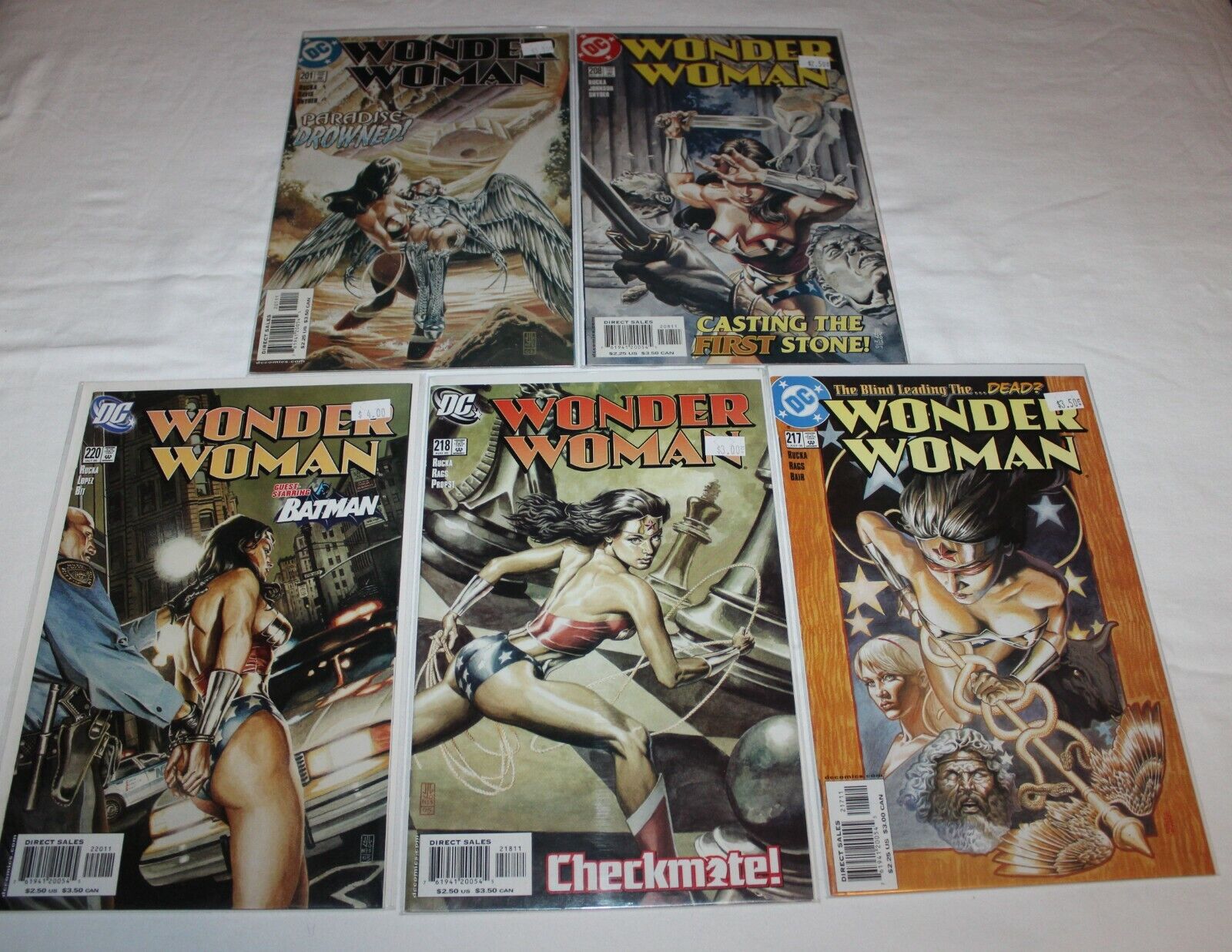 Wonder Woman Vintage Comic Book Lot of 5, DC Comics, NM