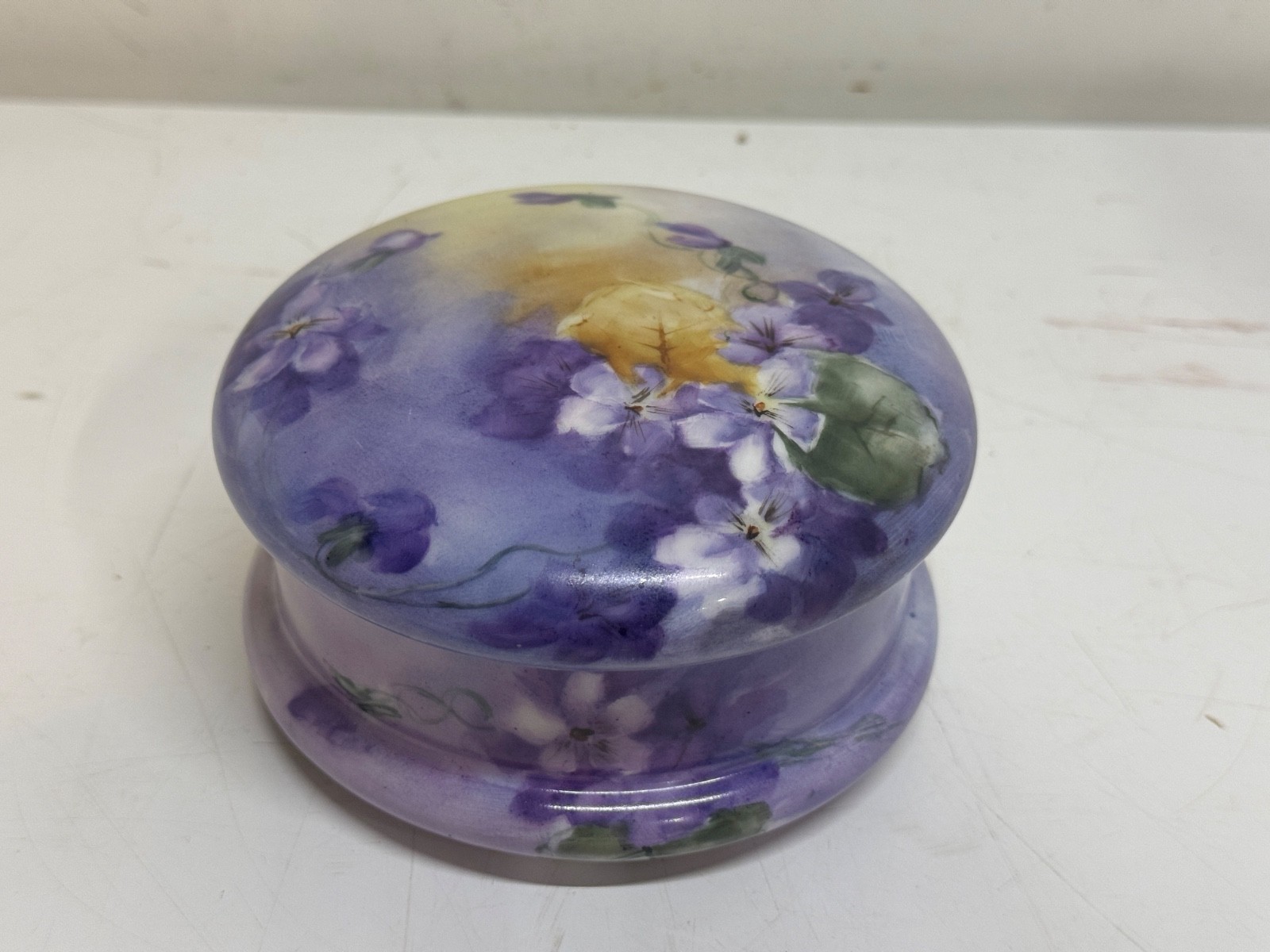 Antique T&V Limoges France Hand Painted Porcelain Dresser Box Violets Dec. Antique T&V Limoges France Hand Painted Porcelain Dresser Box Violets Dec.