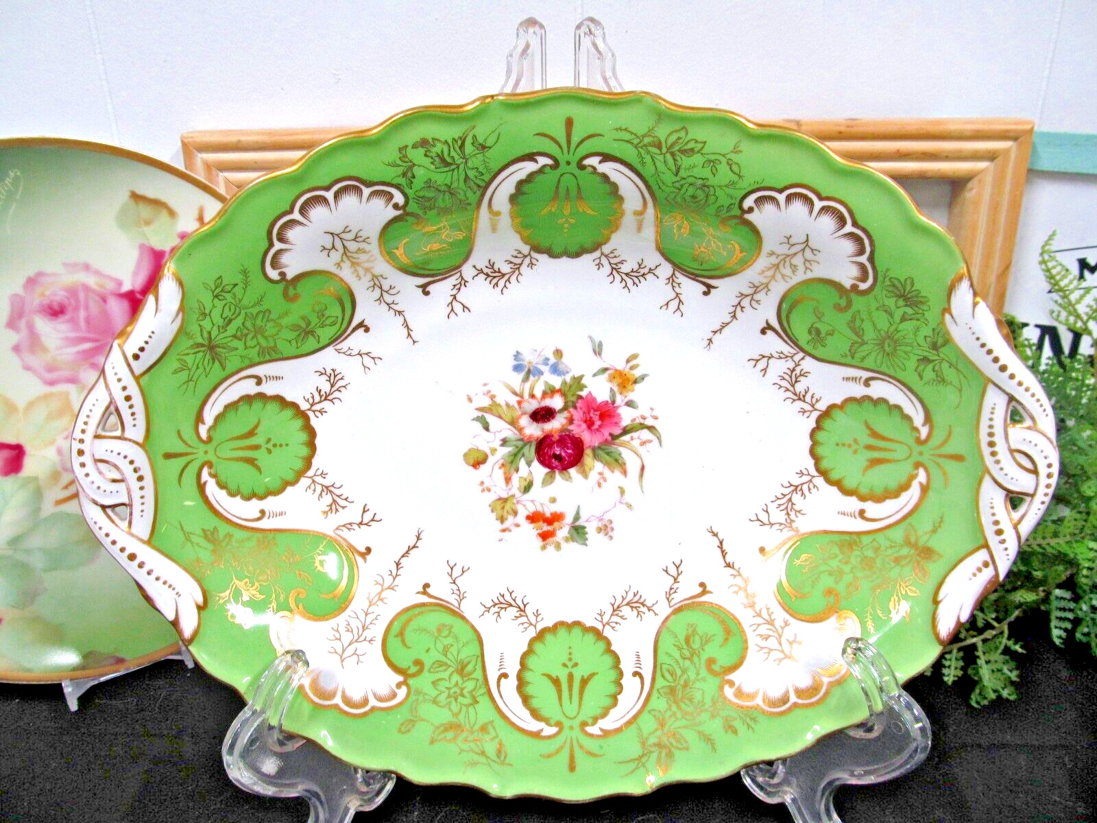 ANTIQUE 1830s  Coalport   Adelaide painted rose floral serving bowl England