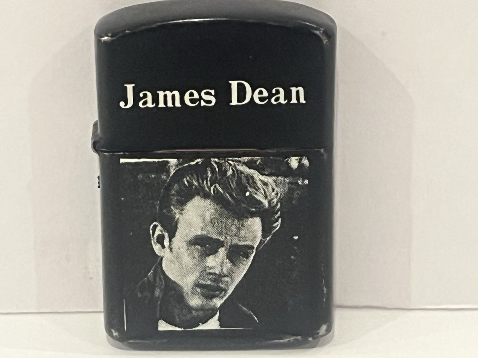 James Dean Flip-Top Lighter “ refillable Lighter” Black Matte Finish James Dean Flip-Top Lighter “ refillable Lighter” Black Matte Finish