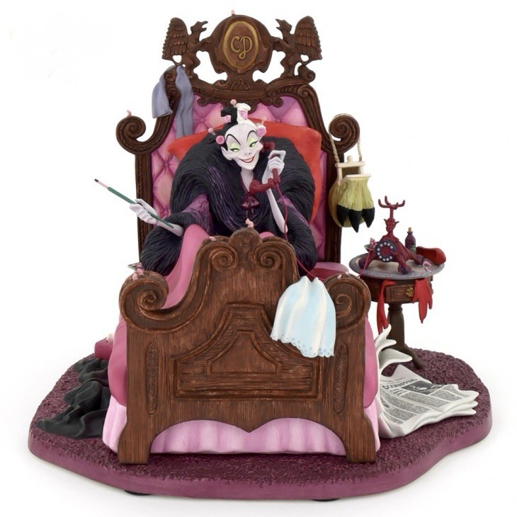 WDCC Disney: ‘101 Dalmatians’ Figurine  Cruella De Vil “It’s That De Vil Woman”
