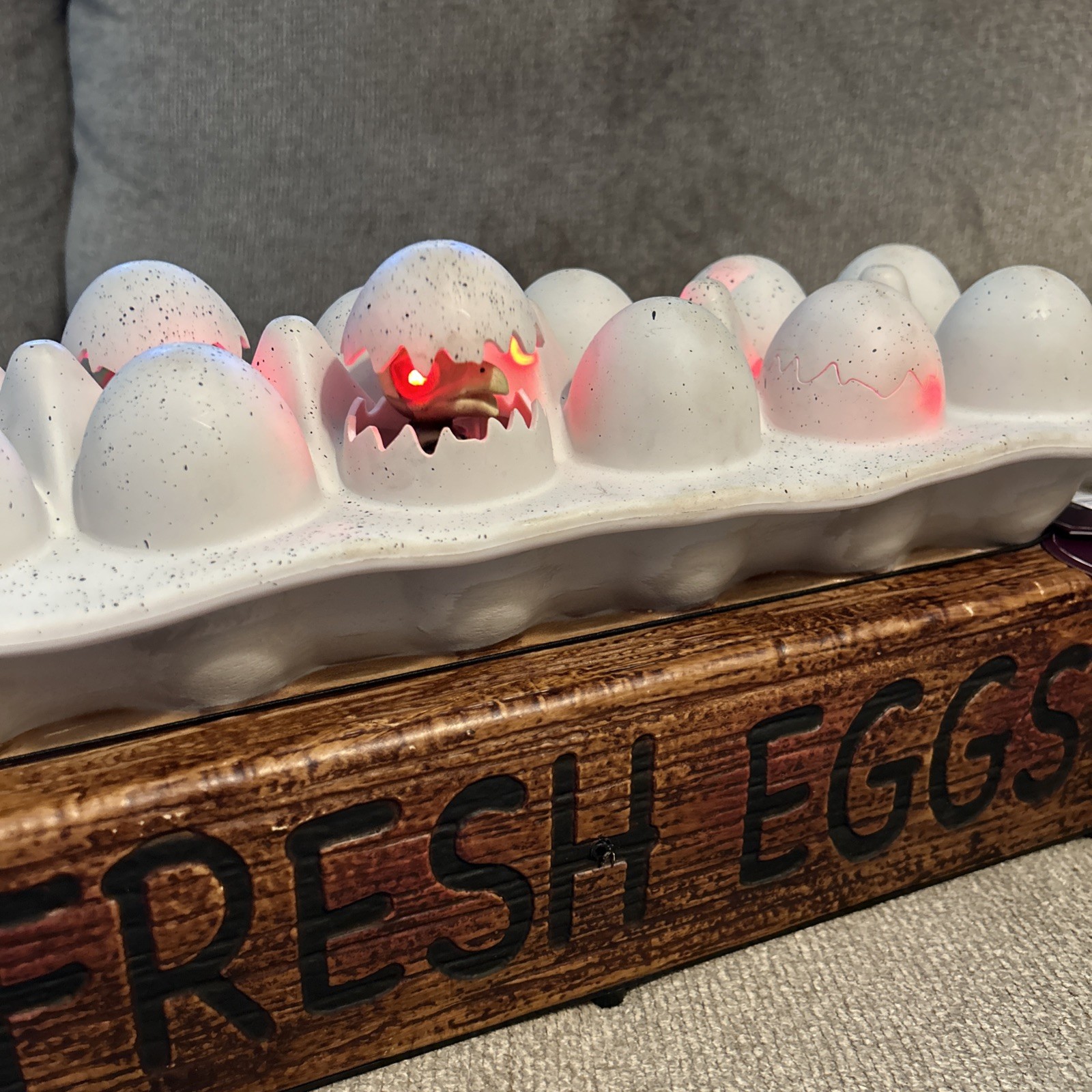 14” Halloween LED Haunted Fresh Deviled Eggs Peeping Chicks Animated Spooky Prop