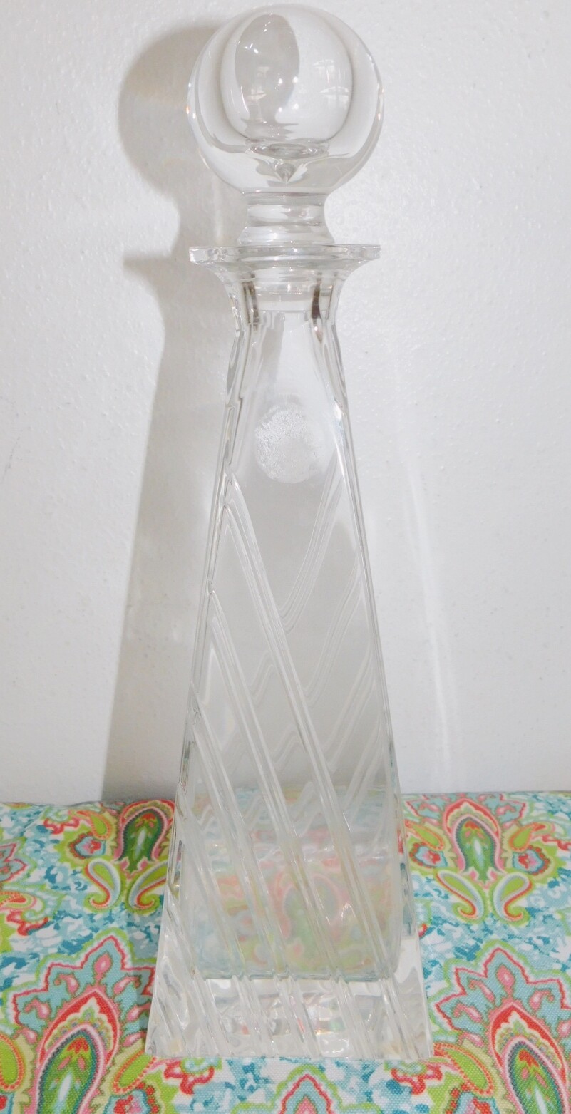 Kristall Krisla Italy Triangle Square 25% Lead Crystal Liquor Decanter & Stopper