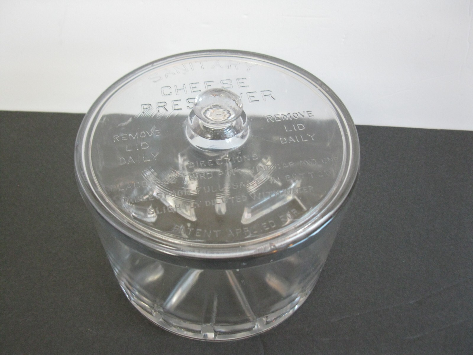 Vintage Glass Cheese Preserver Container Round w/ Lid, Country Farm House Decor Vintage Glass Cheese Preserver Container Round w/ Lid, Country Farm House Decor
