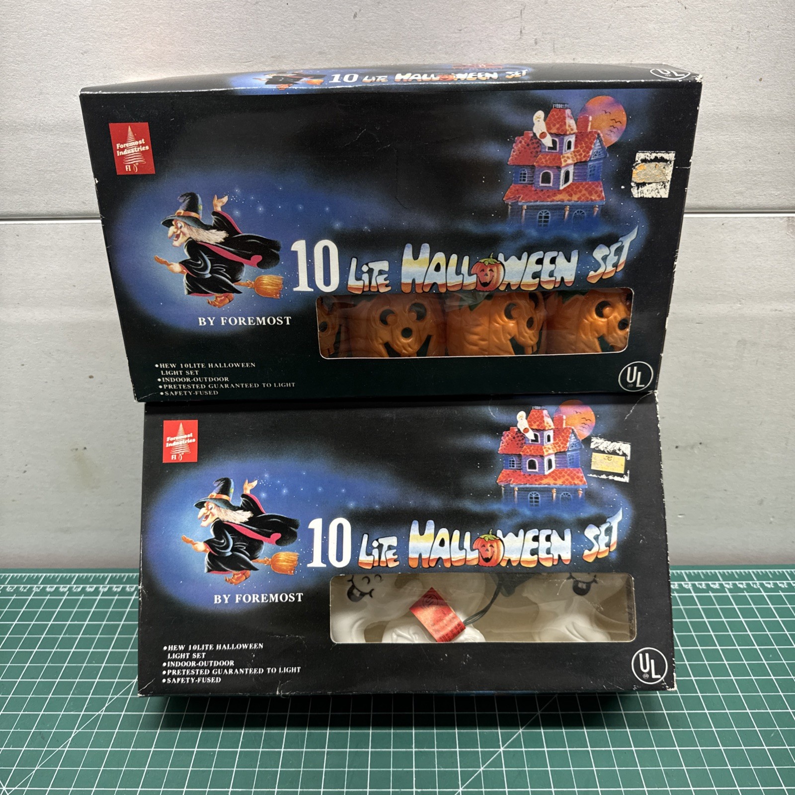 Vtg. Foremost Industries Halloween Pumpkin & Ghosts Blow Mold 10 Lite Set C2