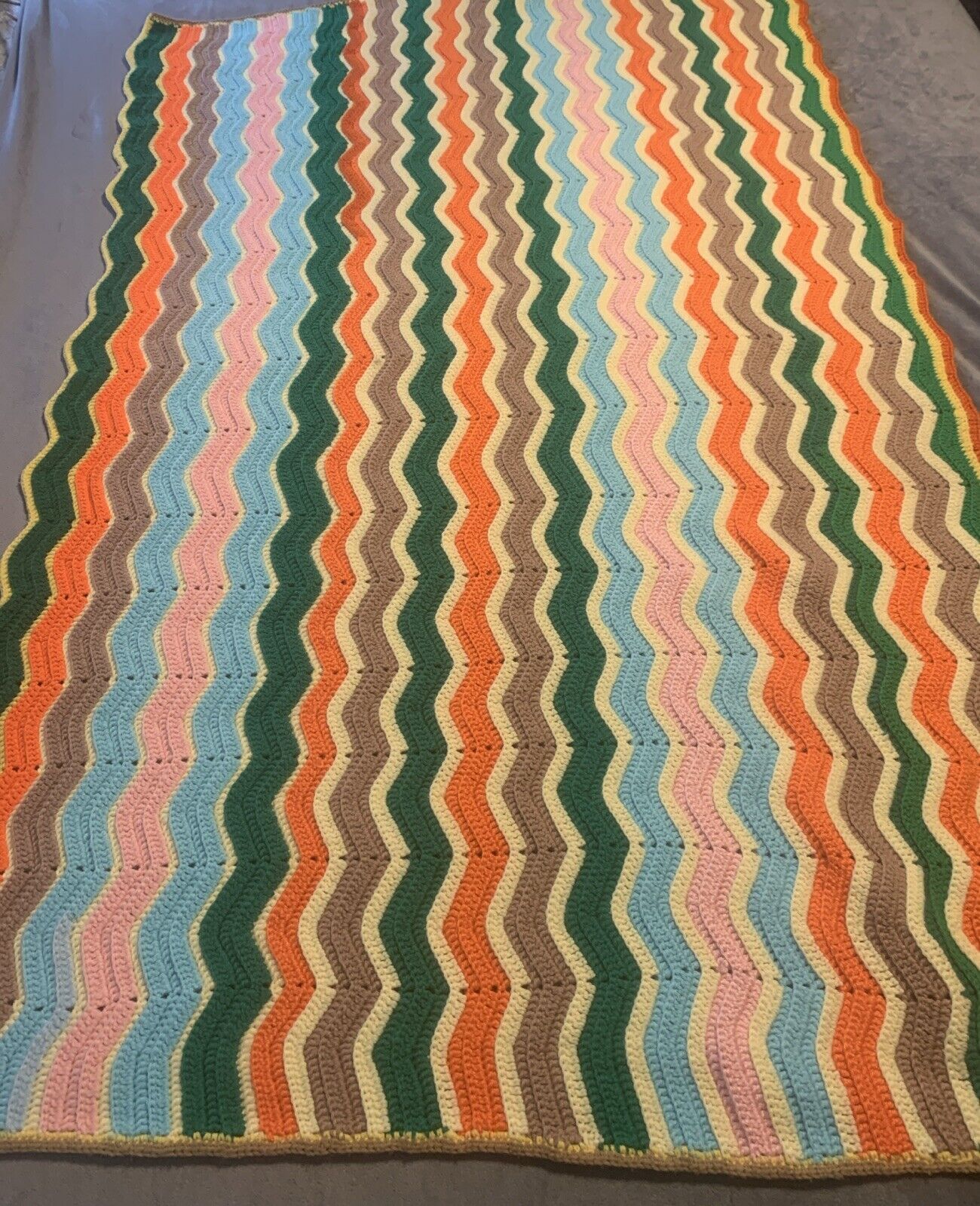 Vintage 70's Afghan Blanket Throw 39x 54 Handmade Zig Zag Crochet Retro