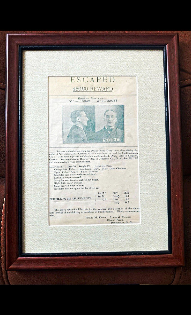 1912 Vintage Clinton Prison Reward/Escape poster.   Dannemora, NY Museum glass 