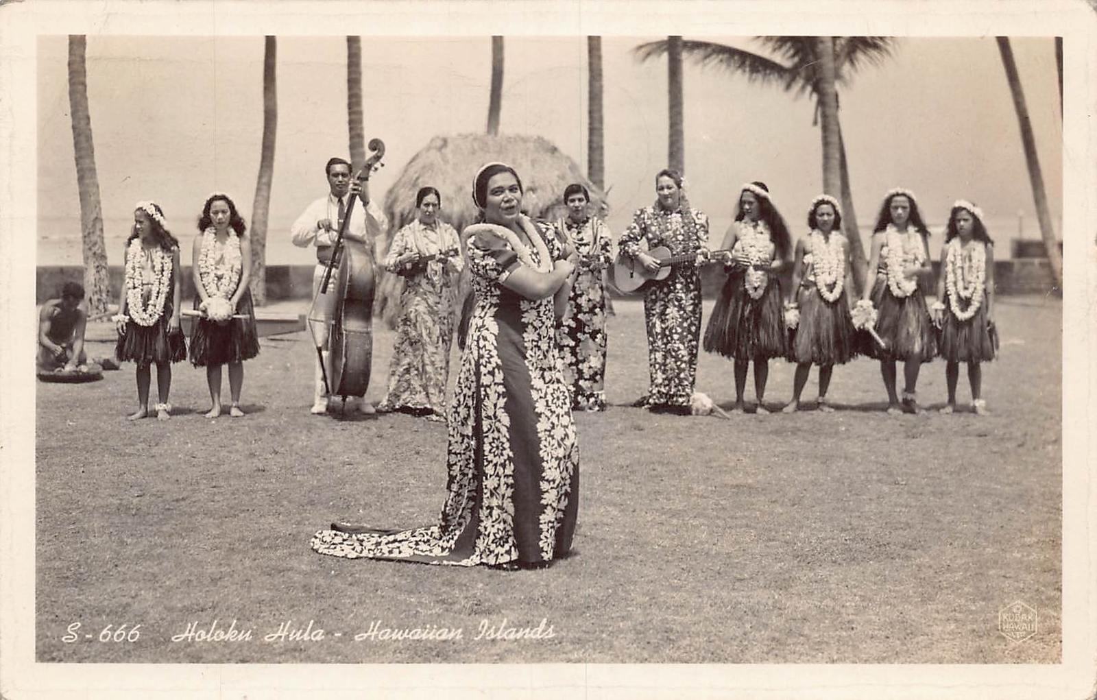 J76/ Hawaii RPPC Postcard c1940s Native Hawaiian Hula Girls 20