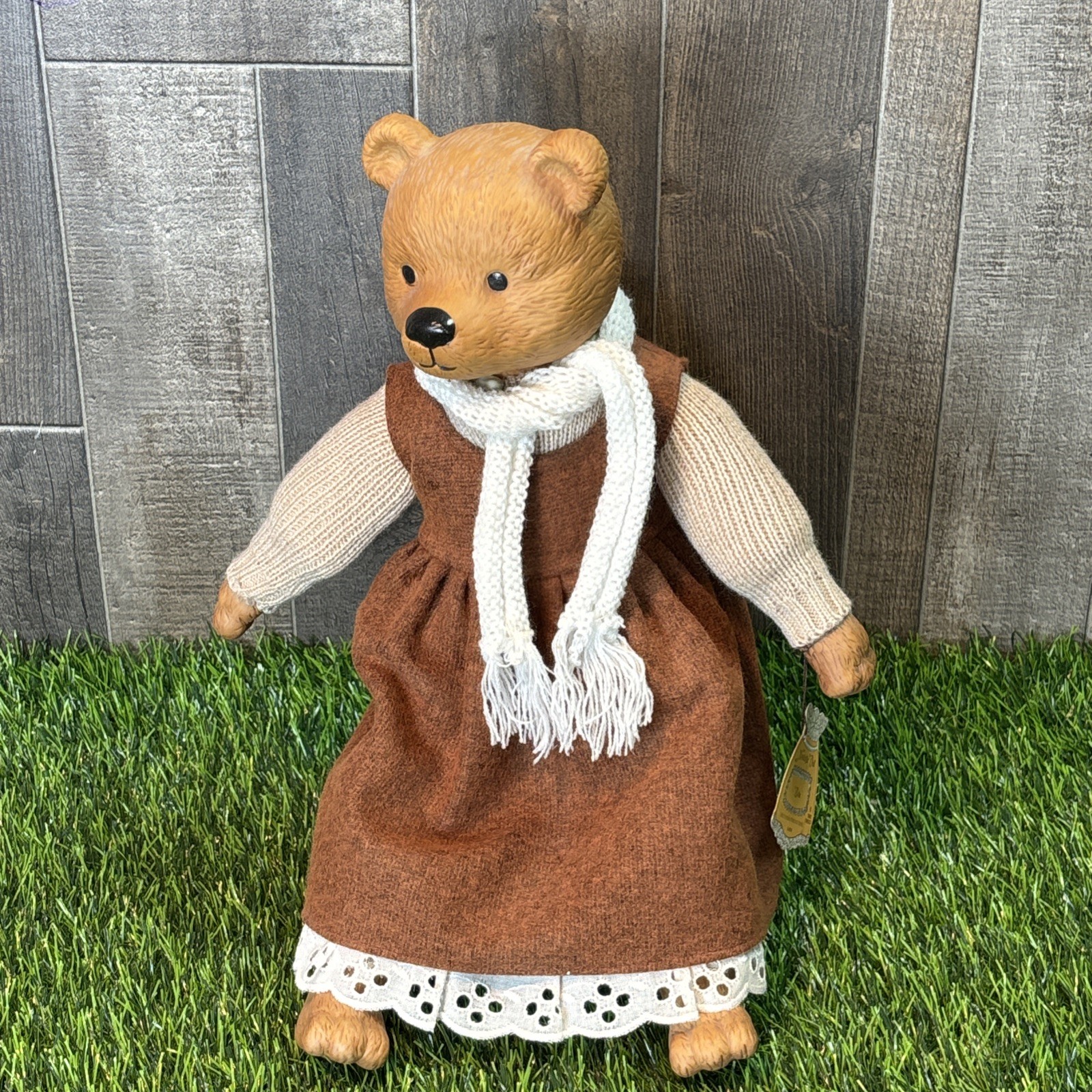 Vintage Enesco Bear Figurine “Bella” Nostalgic Doll 1983 w/ Tag Scarf Dress 