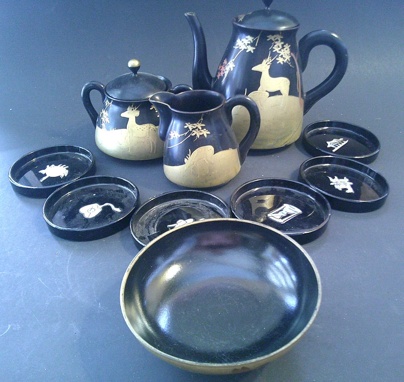 HAND PAINTED? SCENES JAPANESE BLACK LACQUER PLASTIC 10 PIECE SET