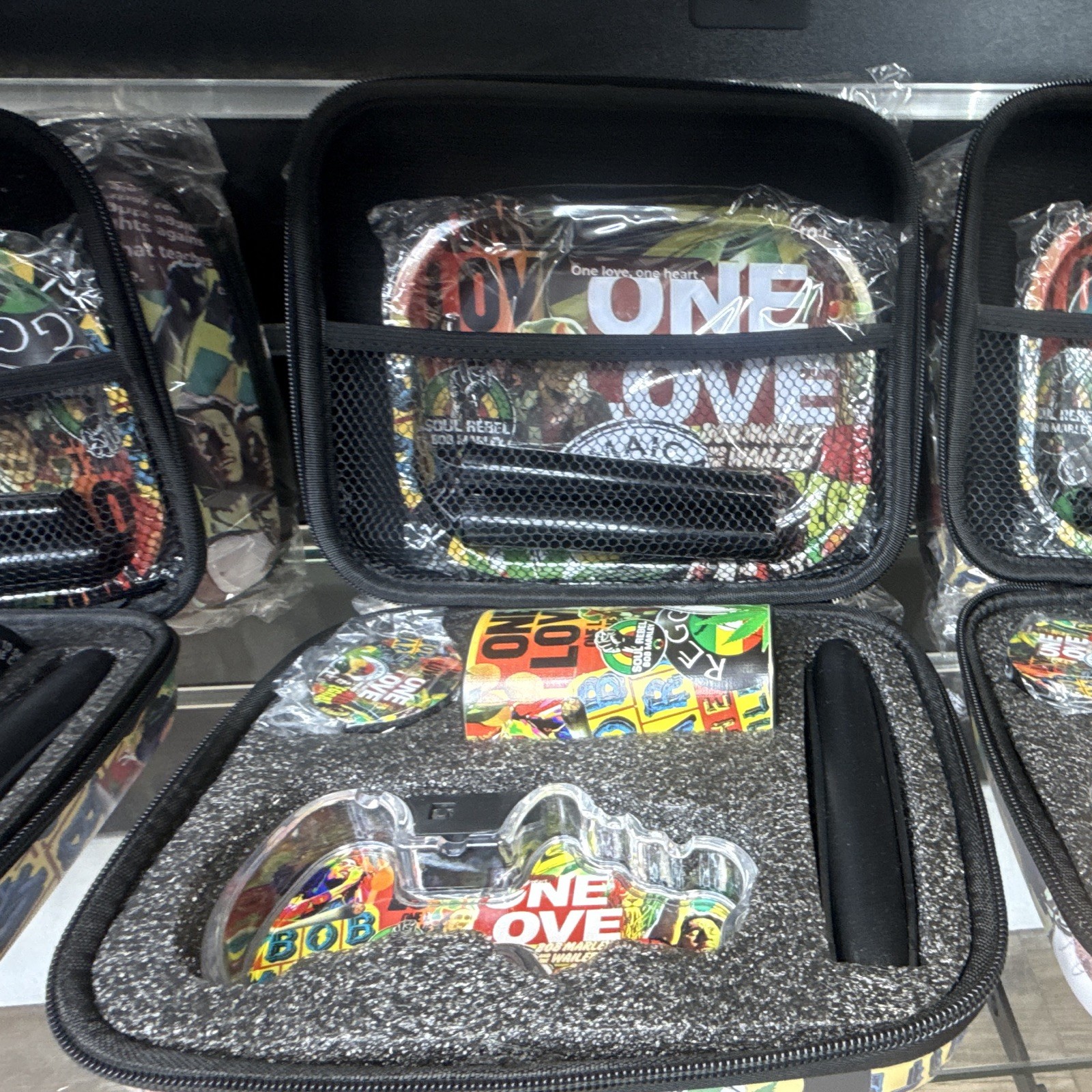 One Love Jamaica Reggae Themed LED smoking set w/ Zipper Carry Bag