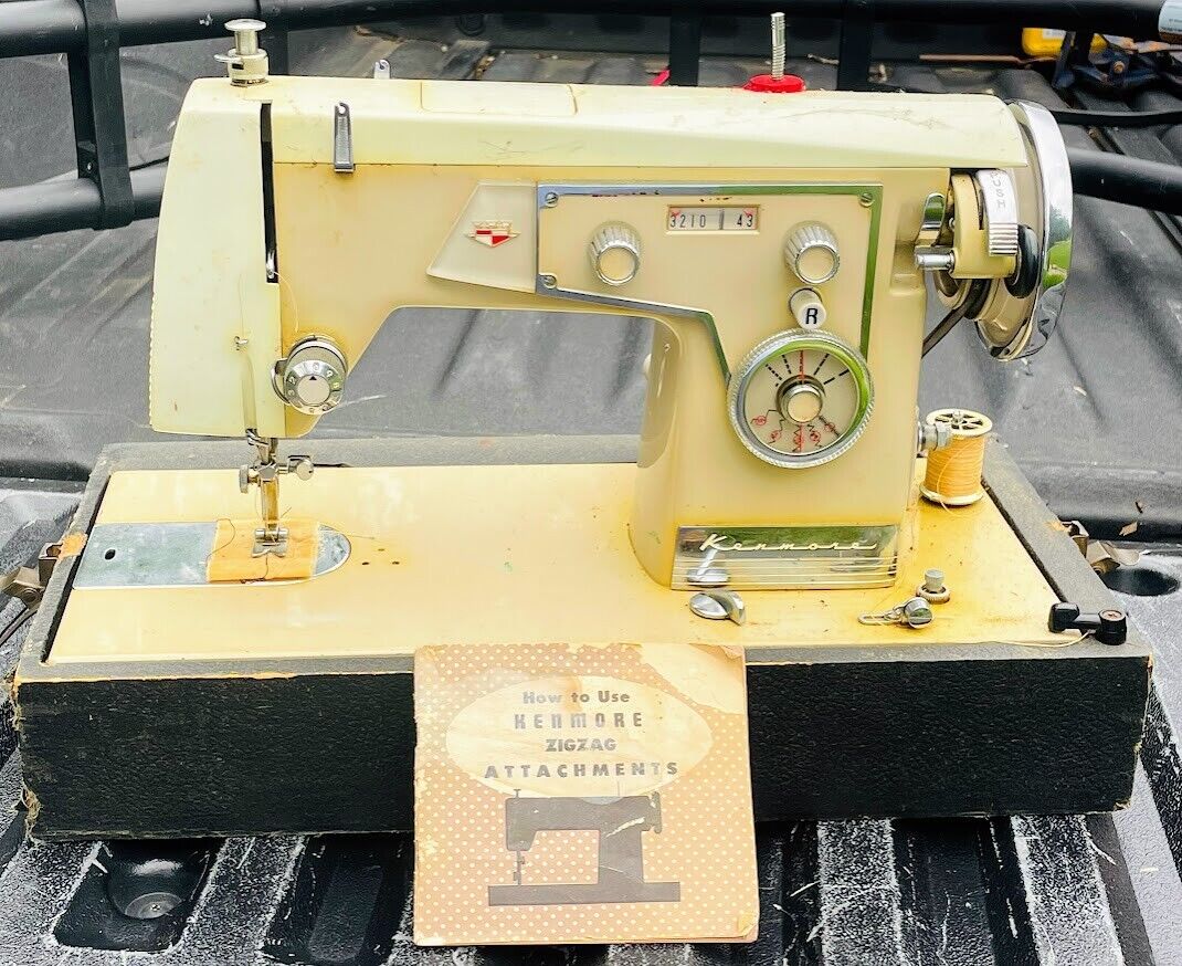 Vintage Sewing Machine Kenmore Model 605 Sears Roebuck Portable With Case WORKS