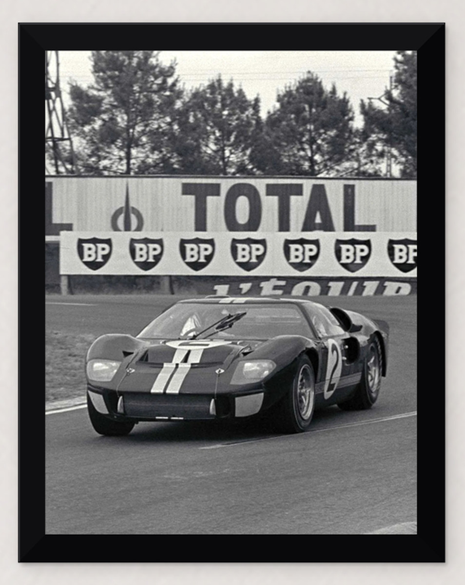 9X12 FRAMED 1966 LE MANS WINNER MCLAREN AMON #2 GT40 REPRODUCTION PRINT