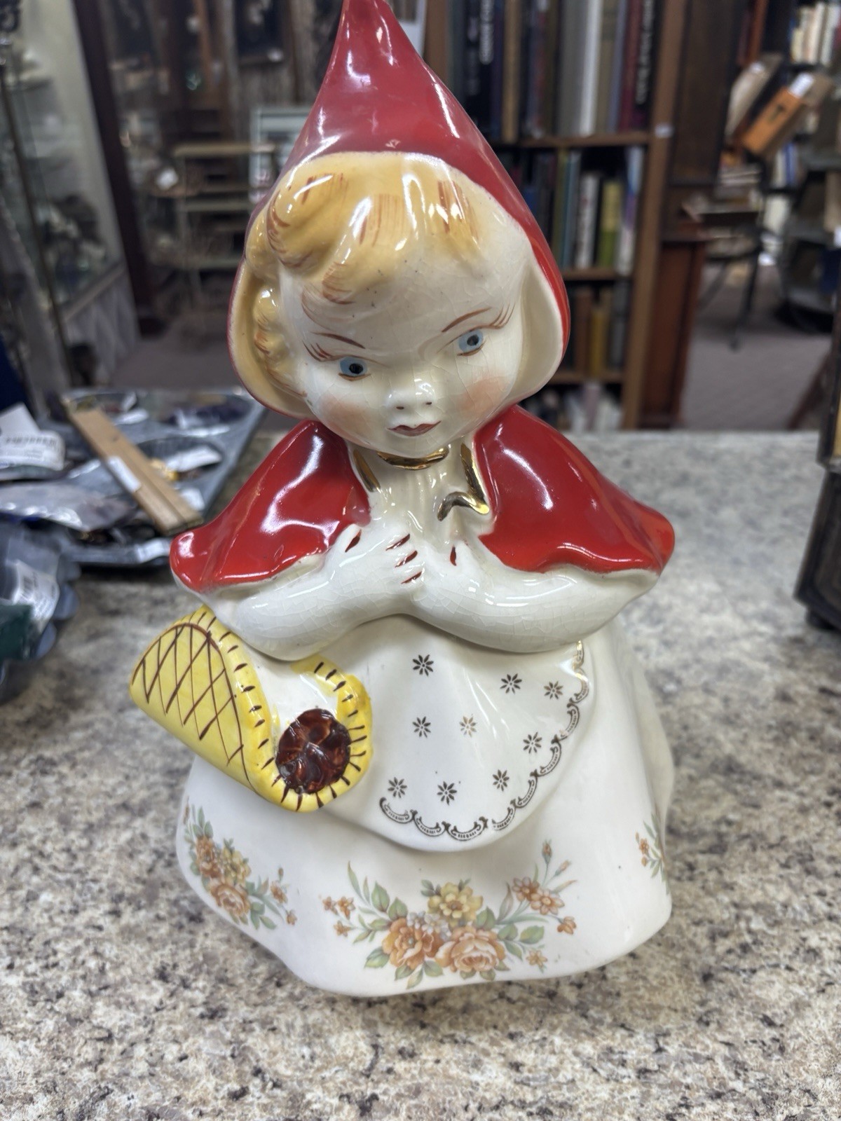 Vintage 1950’s Hull Pottery Little Red Riding Hood Cookie Jar w/ Flowers & Gold