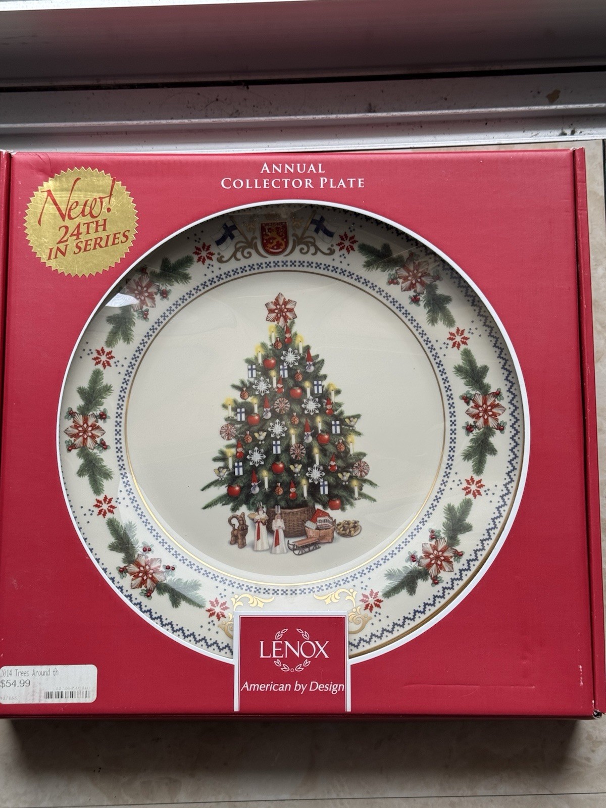 BNIB LENOX 2014 CHRISTMAS AROUND THE WORLD ANNUAL PLATE, “FINLAND” LIMITED EDIT BNIB LENOX 2014 CHRISTMAS AROUND THE WORLD ANNUAL PLATE, “FINLAND” LIMITED EDIT