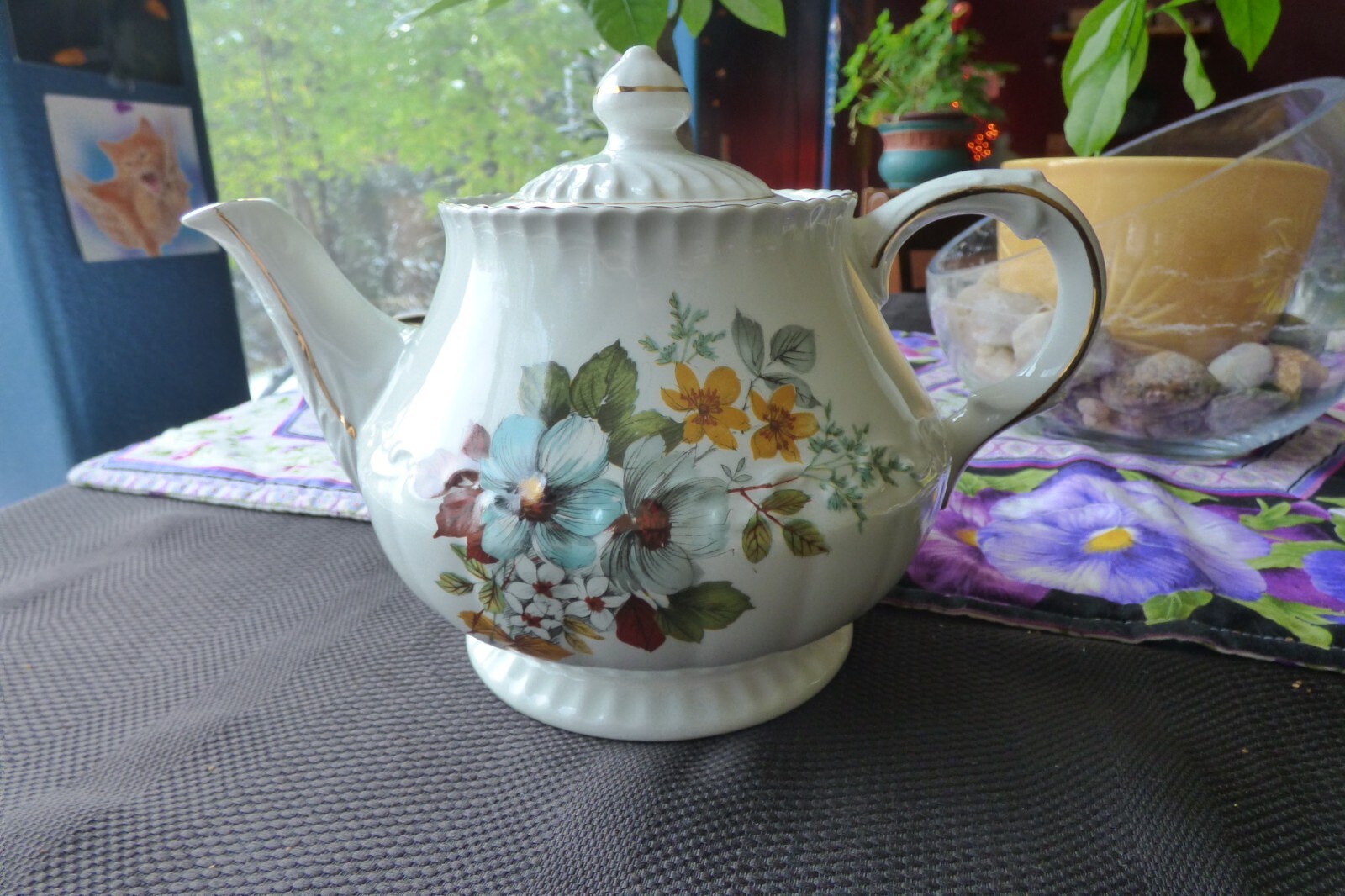 VTG WOOD & SONS ELLGREAVE ENGLAND GENUINE IRONSTONE FLORAL TEAPOT RARE FIND
