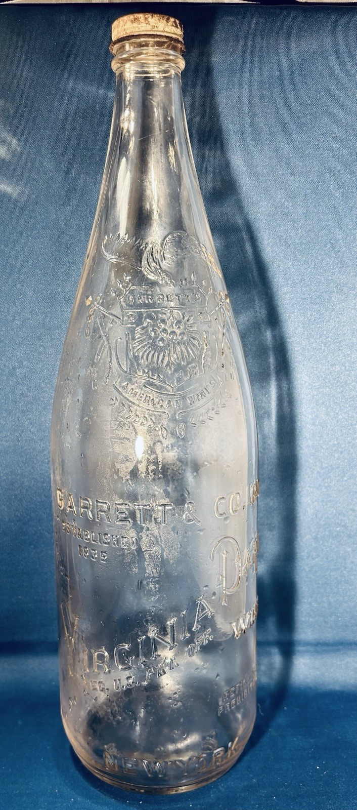 VTG ✨1930s Garrett & Co Virginia Dare 1/2 Gallon Wine Bottle Embossed NY w/ Cap