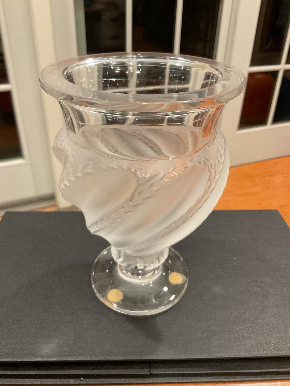 LALIQUE Ermenonville Footed Vase w/ Frosted & Clear Crystal 5 -3/4” High