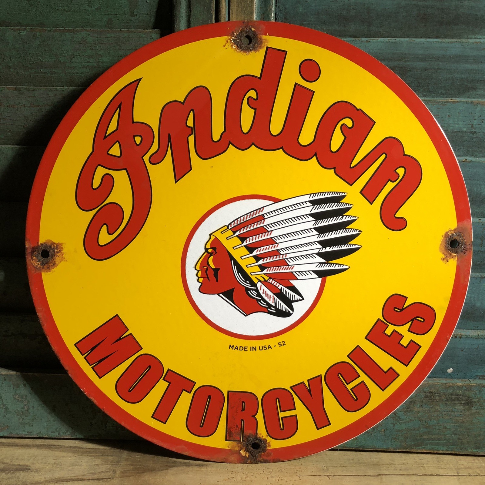 VINTAGE 1952 DATED INDIAN MOTORCYCLES PORCELAIN SIGN PARTS DEALER OIL GAS VINTAGE 1952 DATED INDIAN MOTORCYCLES PORCELAIN SIGN PARTS DEALER OIL GAS