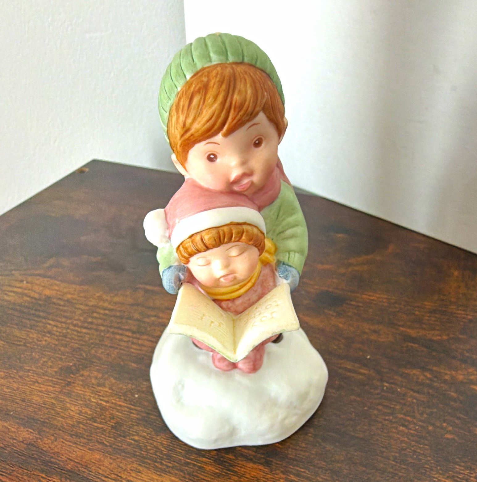 Avon Joy to the World Musical Porcelain Boy & Girl Children 1985 music box