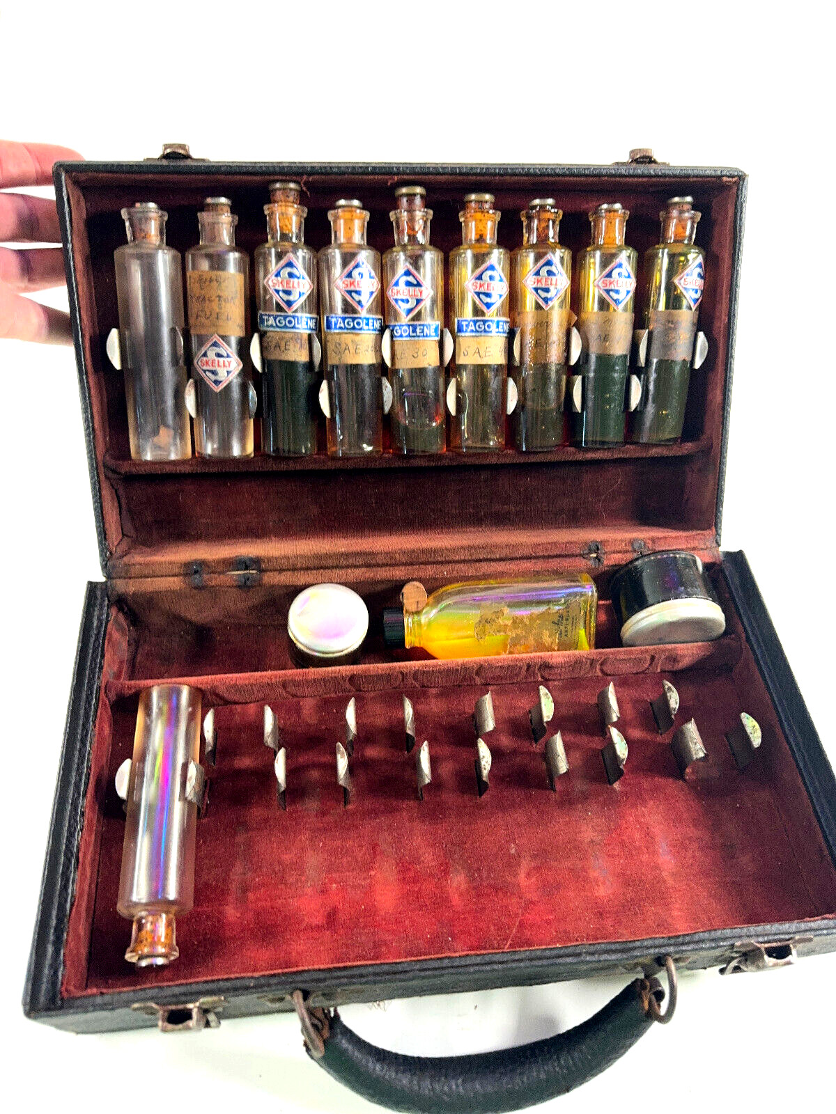 vtg Skelly Oil Salesman Sample traveling suitcase TAGOLENE display