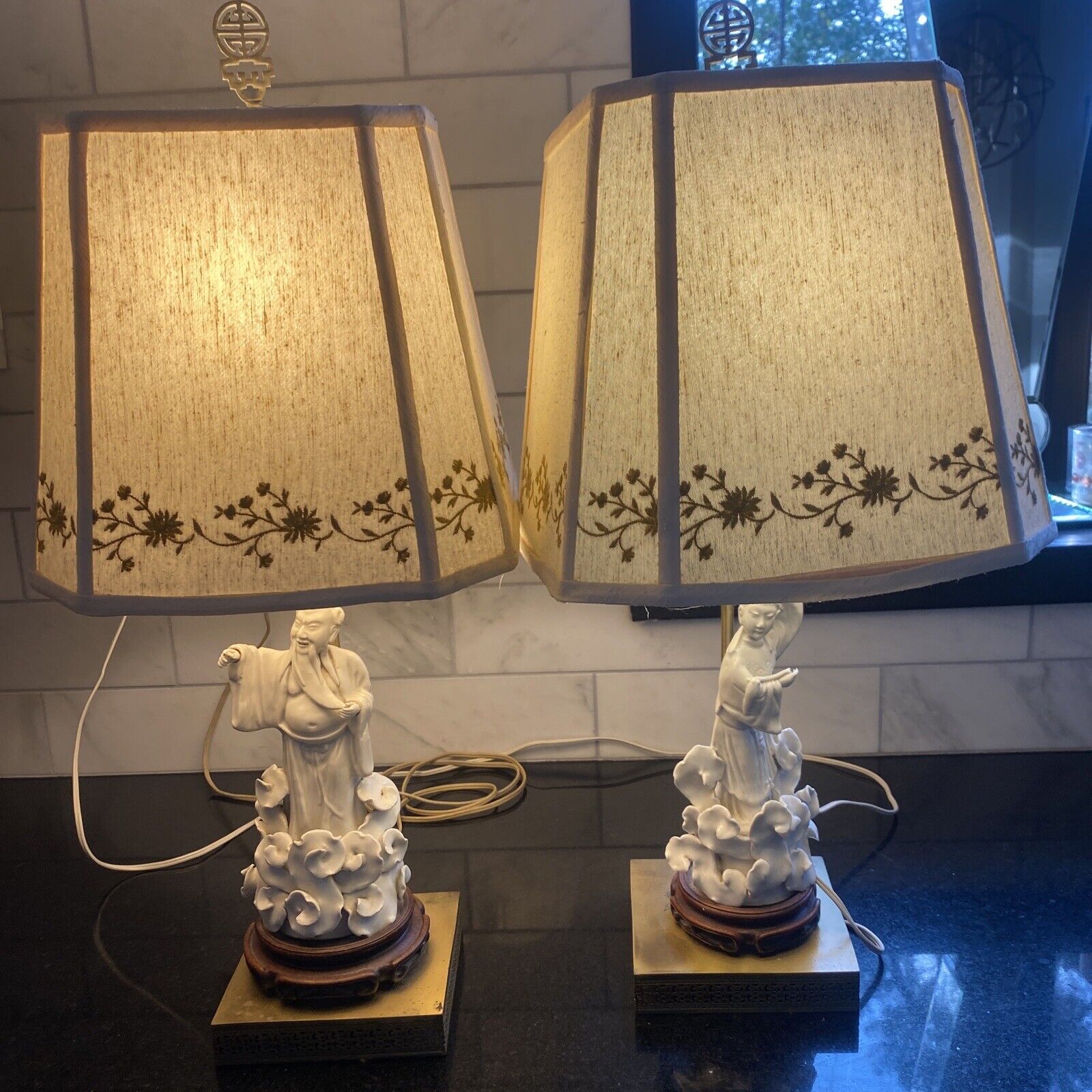 VTG PAIR OF 2 - White Porcelain Chinese (?)/Japanese (?) Lamps - W/ Shades/Base
