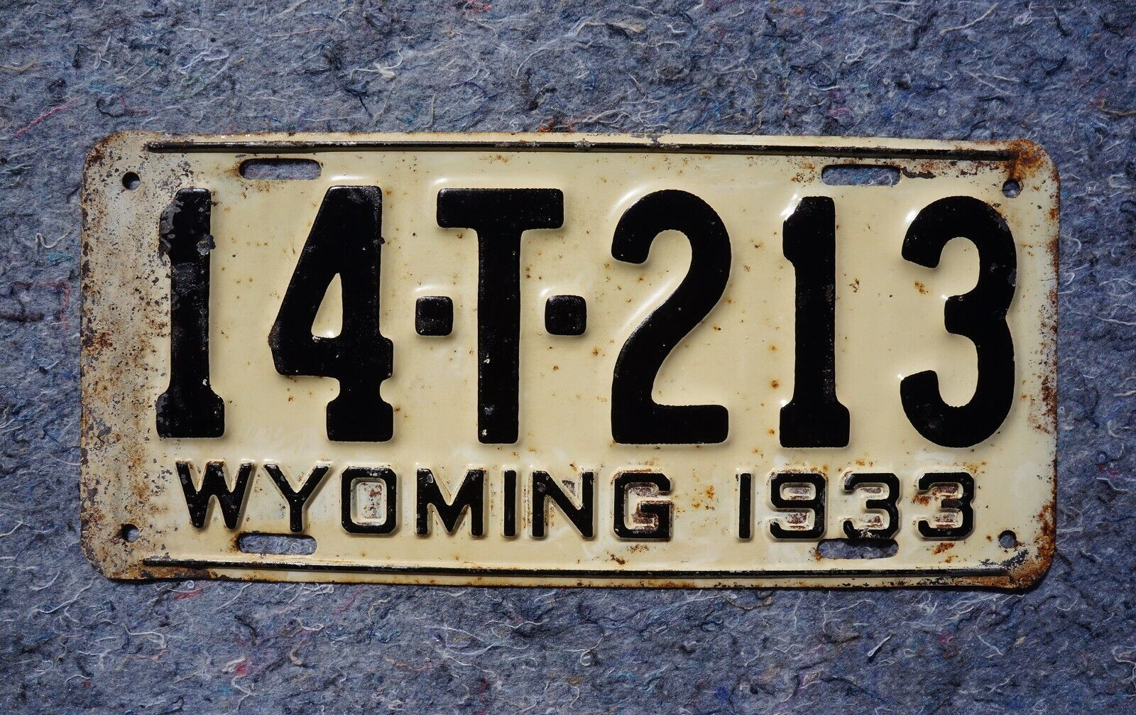 1933 Wyoming Truck License Plate - Original Paint 1933 Wyoming Truck License Plate - Original Paint