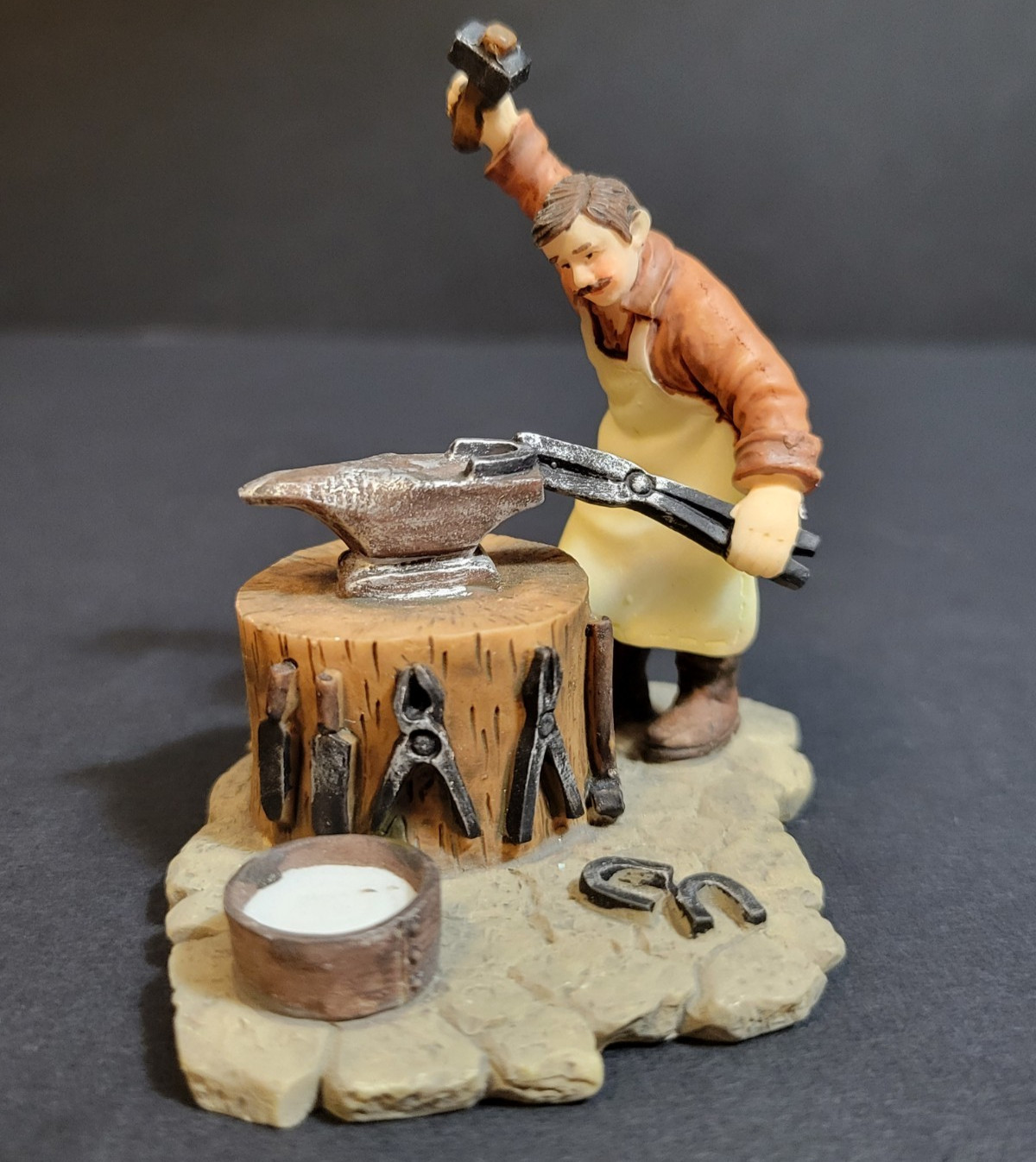 Holiday Time Santas Workbench Christmas Village Blacksmith Making Horseshoes