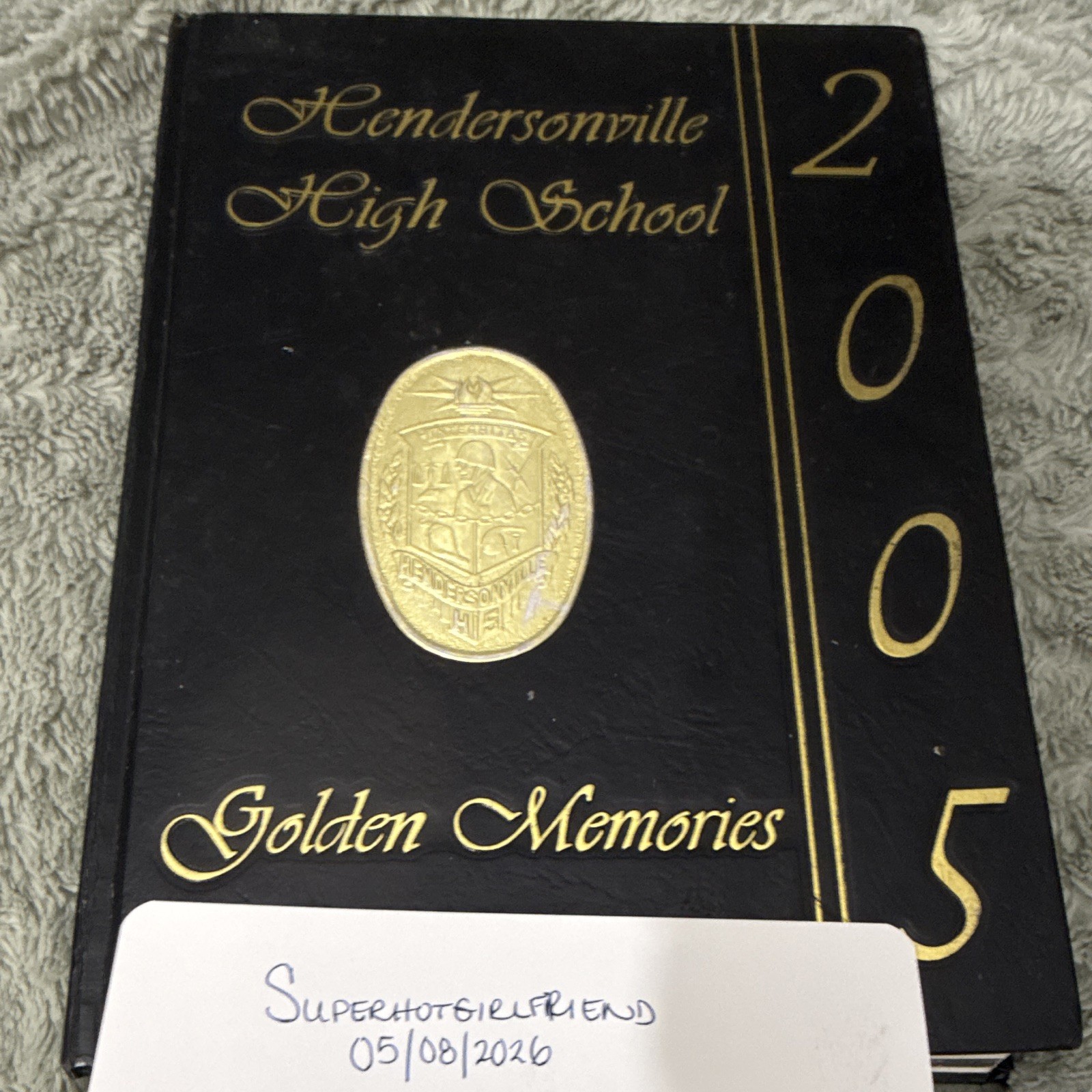 Taylor Swift Hendersonville High School Golden Memories Yearbook 2005