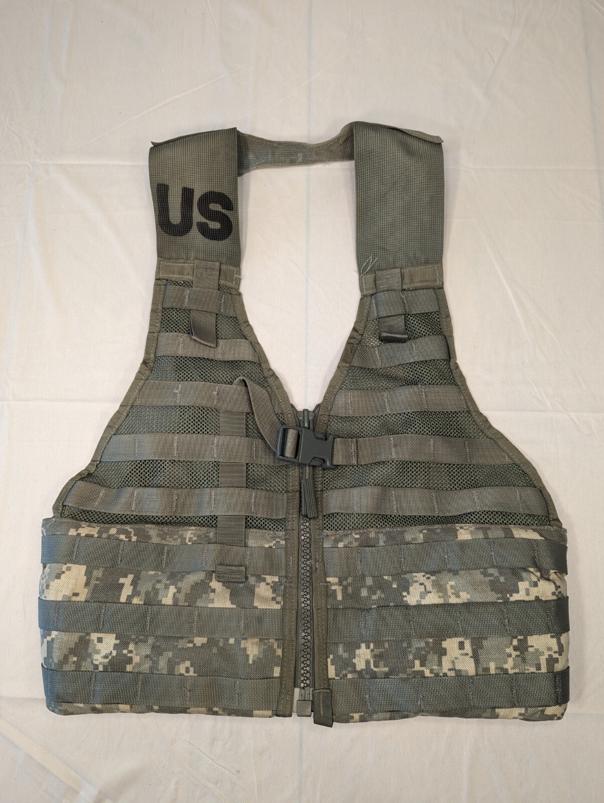US Military ACU FLC Fighting Load Carrier LBV Tactical Vest Digital Camo MOLLE
