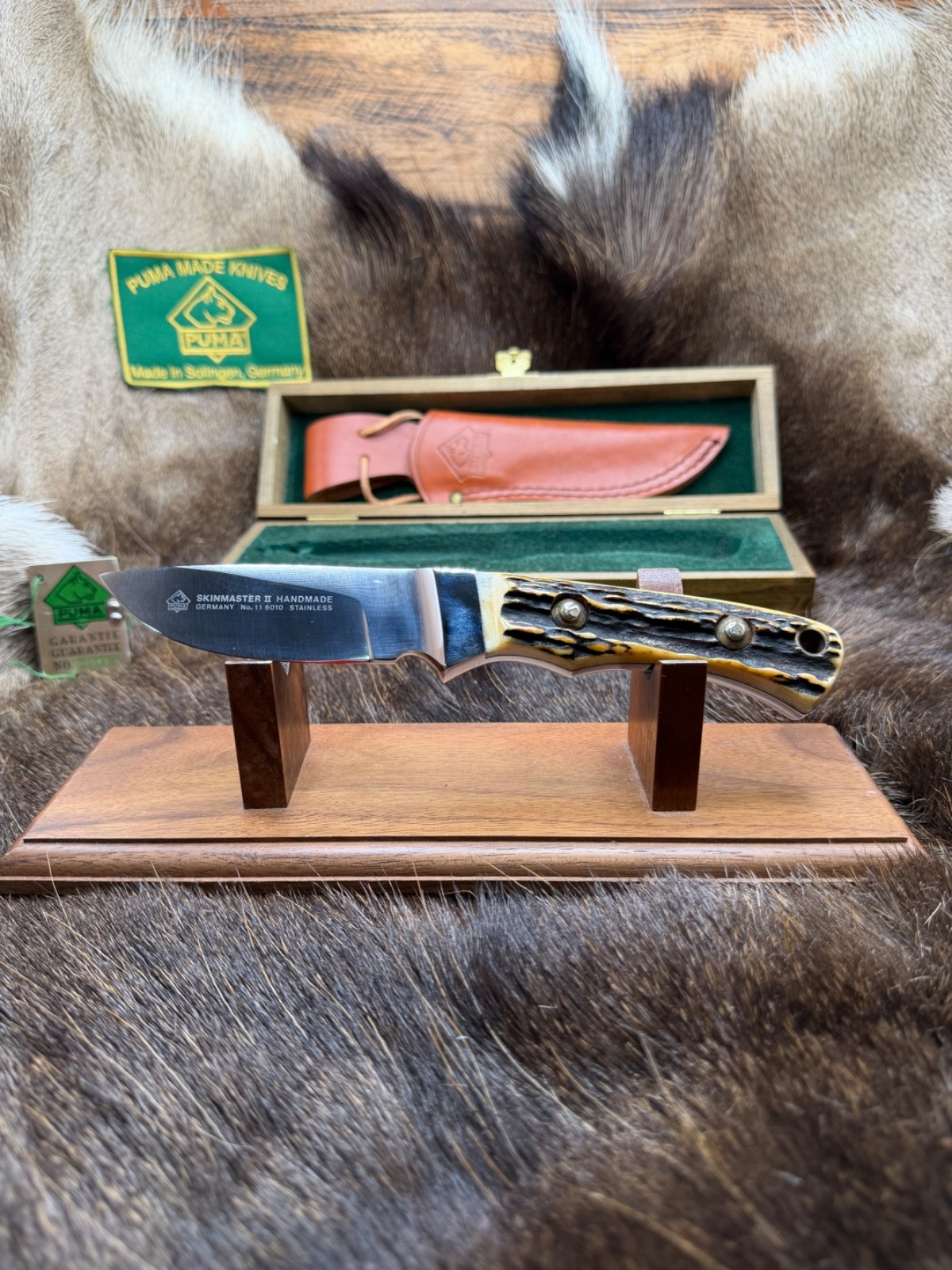 1992 Puma 11 6010 Skinmaster Knife With Stag Handles Mint In Presentation Box A3