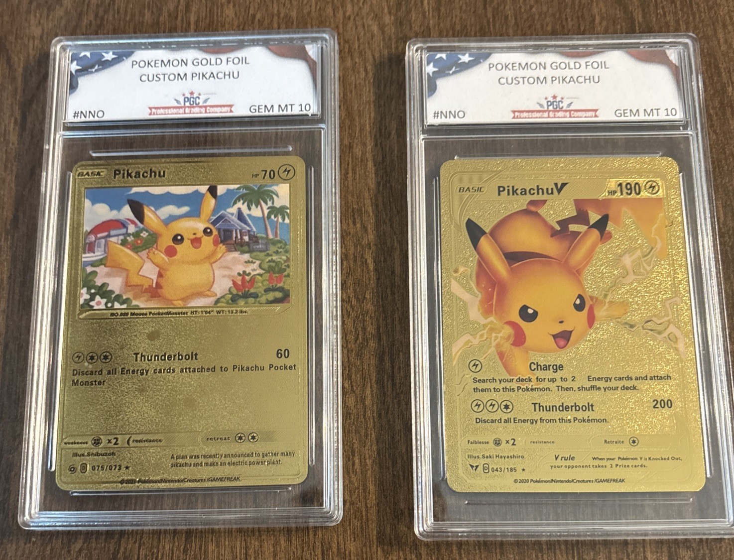 Pokémon Gold Foil Fan Art Pikachu LOT OF Two Basic V And Basic Pokémon Gold Foil Fan Art Pikachu LOT OF Two Basic V And Basic