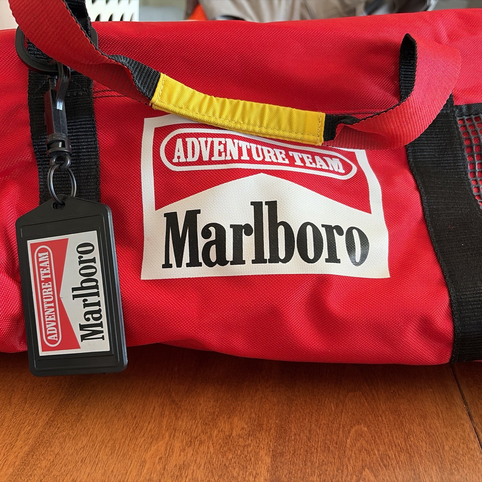 VTG 90\'S Marlboro Adventure Team Lizard Rock Red Promo Duffel Gear Bag  