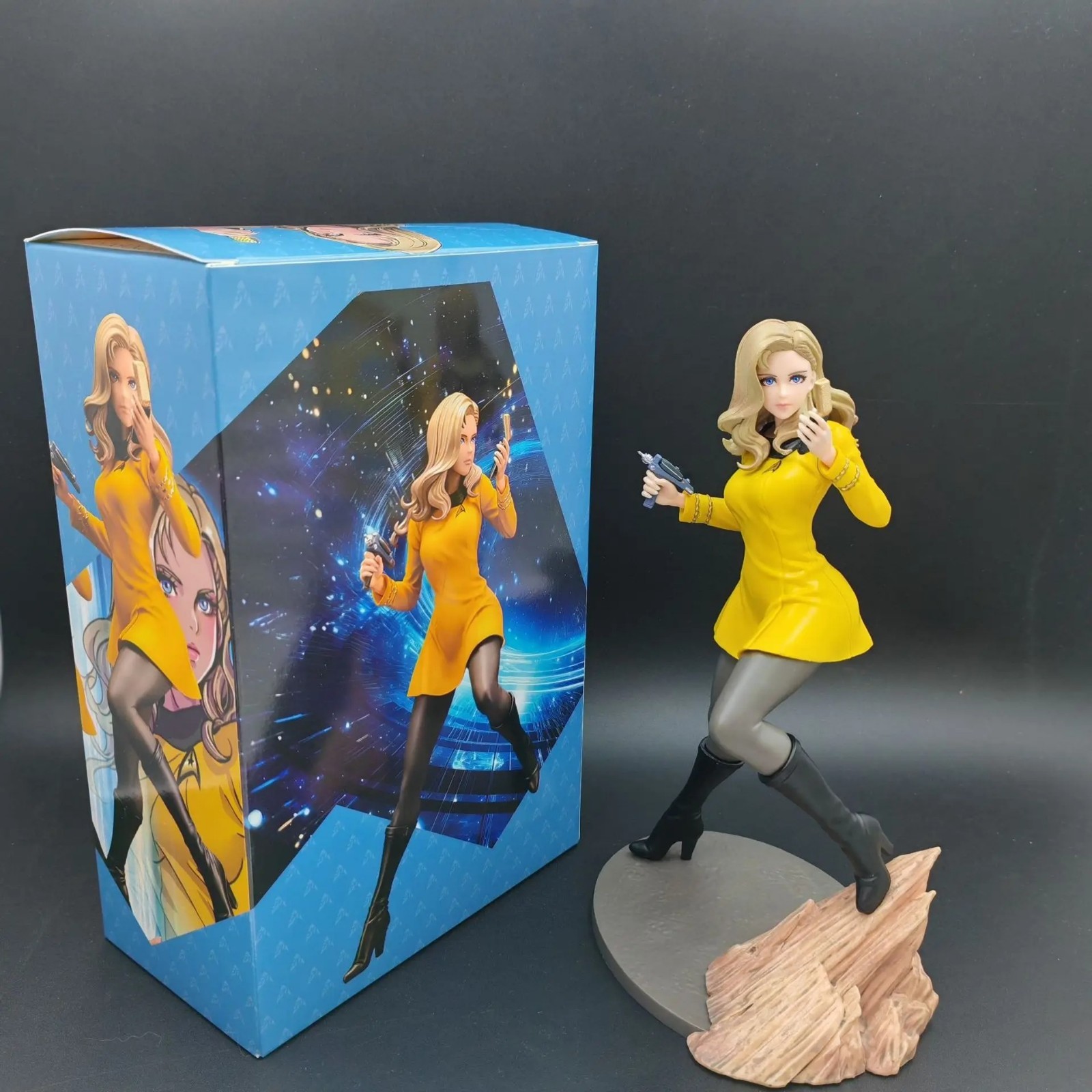 22cm Star Trek Command Officer Bishoujo Statue Anime Action Figure Display Toy 22cm Star Trek Command Officer Bishoujo Statue Anime Action Figure Display Toy