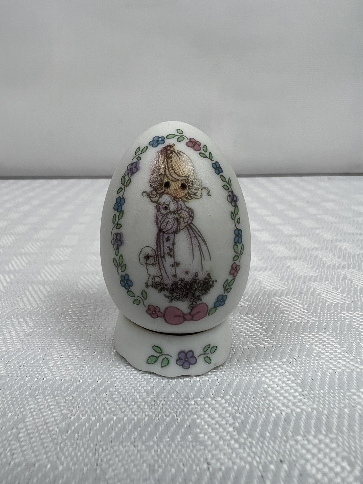 Precious Moments Easter 1992 Egg w/ Stand The Lord Is My Shepherd 
